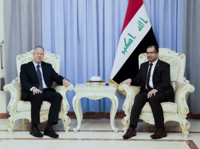 رئيس البرلمان: يستقبل مسؤول منظمة الهجرة ويؤكد على اهمية انضمام العراق الى المنظمات التي تعنى بشؤون اللاجئين