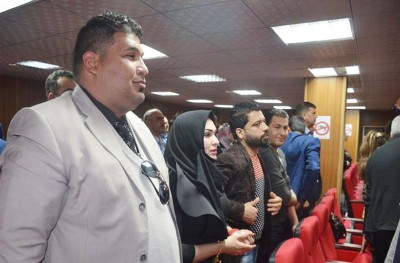 الاعلامي علي الوادي تكريم رابطة الصحفيين والاعلاميين الشباب