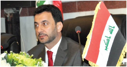 وزير الرياضة والشباب عبد الحسين عبطان